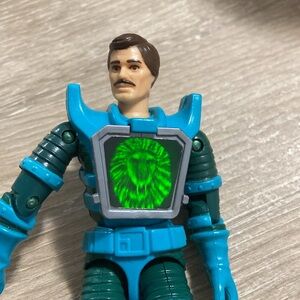 Vintage Hasbro 1987 Visionaries Action Figure Leoric w Chest Hologram Plate